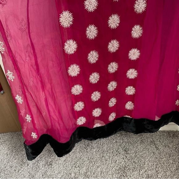 Traditional Shalwar silk dress XL - Picture 6 of 9